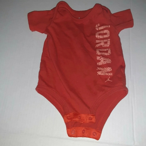 Michael Jordan 3-6 Months Onesie Diaper Shirt Body Suit Snap Close Lot of 2 - Picture 3 of 7